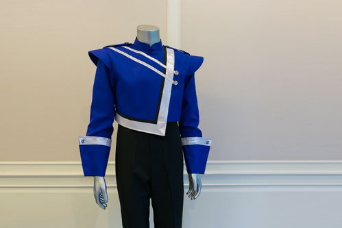 Lionssongs uniforme